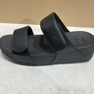 LULU Adjustable Leather Slides